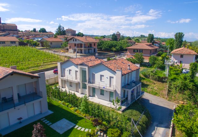 palazzina condominiale sita nel comune di Verduno